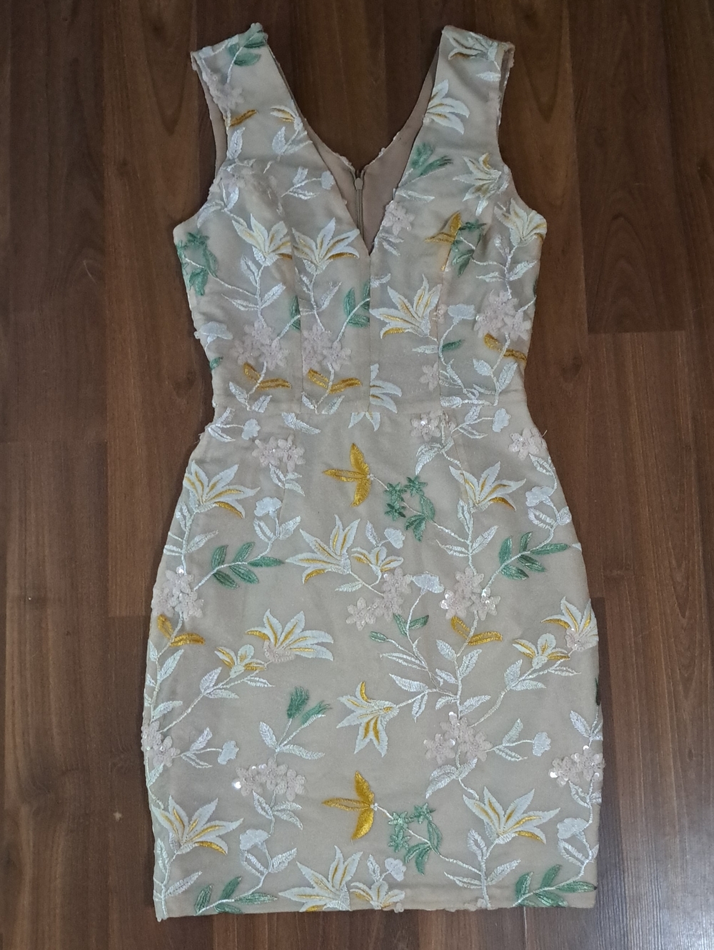 Dress the Population Beige Embroidered Floral V-Neck Mini Dress